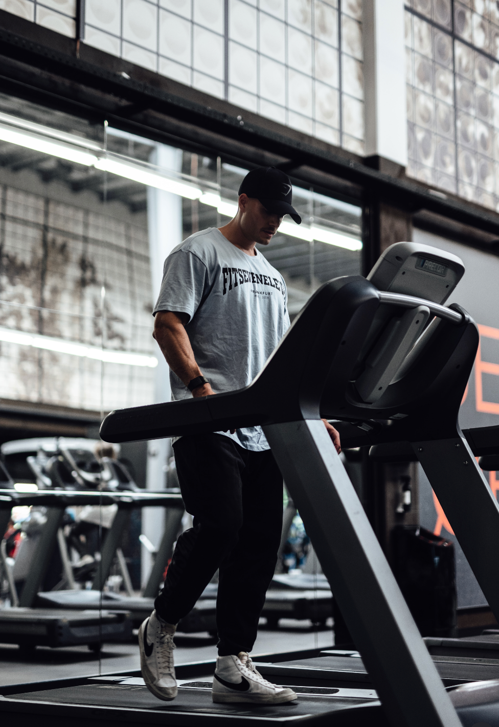 College T-Shirt Blue