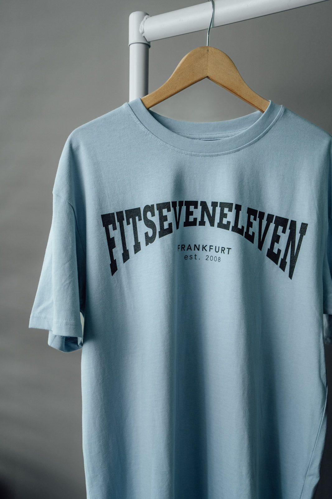 College T-Shirt Blue